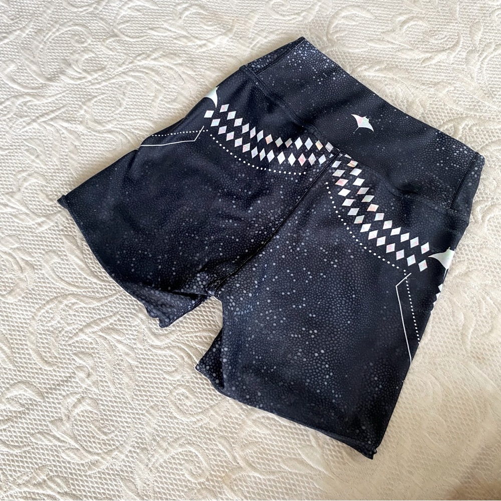 WildSpirit Apparel High-Waisted Yoga Shorts - Eagle Ray Pattern